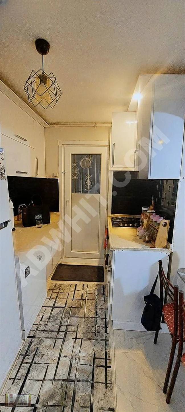 1+1 apartment with living room, fully furnished, for sale in the center of Fatih Çapa