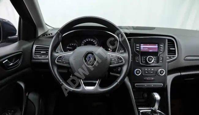 سيارة MEGANE TOUCH ديزل أوتوماتيك موديل 2018