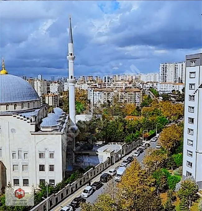 شقة للبيع 3+1 بمساحة 124 متر مربع الطابق المتوسط في BAŞAKŞEHİR 2.ETAP