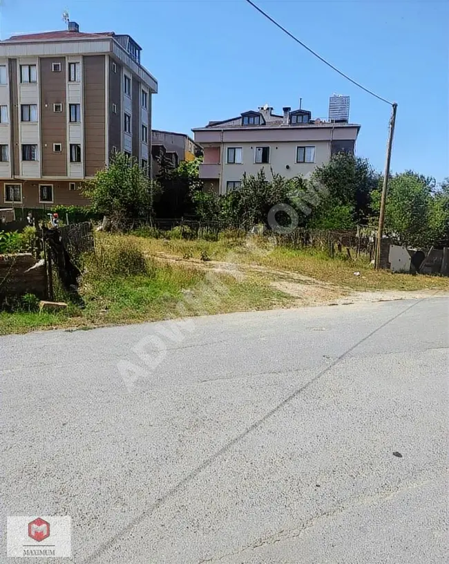 أرض سكنية بمساحة 260 متر مربع للبيع في حي ARNAVUTKÖY BOLLUCA