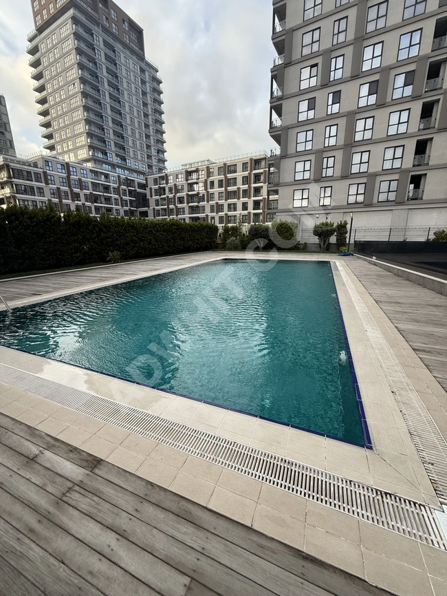 شقة 1+1 للإيجار في مشروع Bahçeşehir Suites