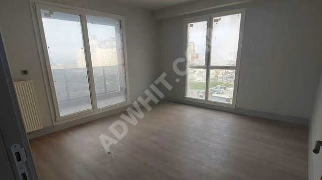 Apartment for rent on the tenth floor, sea view in FIRST AVENUE