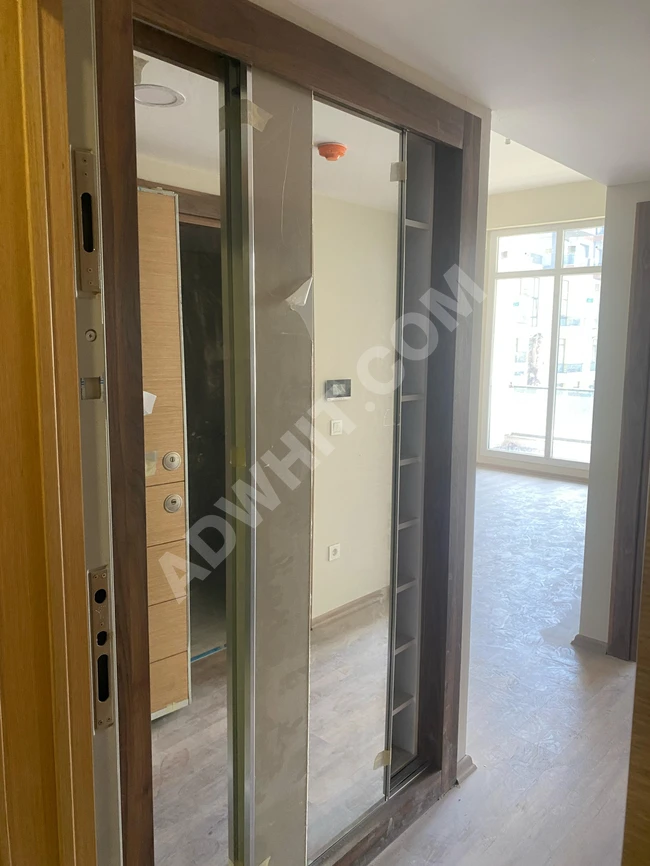 İstanbul'da Esenyurt Üniversitesi'nin hemen yanında bir yatak odalı ve salonlu daire.