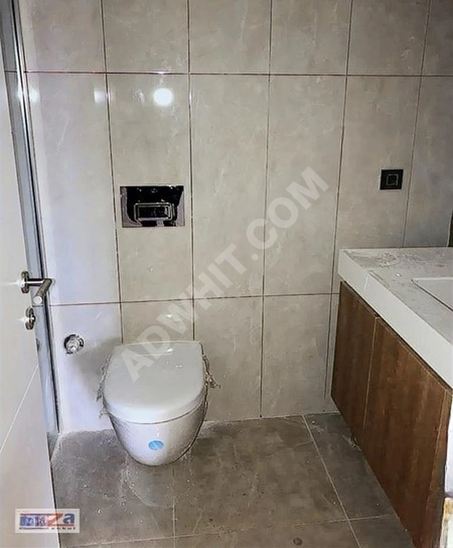 HAVUZLU OTOPARKLI GÜVENLİKLİ GÜNEY CEPHE KREDİYE UYGUN 3,5+1