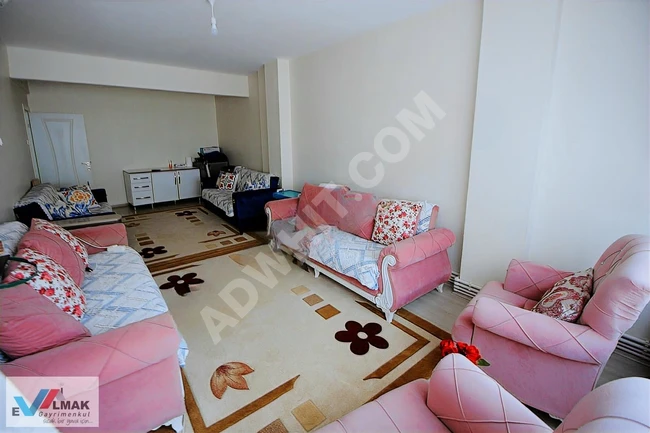 EVALMAK'TAN SÖĞÜTLÜÇEŞME MAH.DE SATILIK 2.5+1 CADDE ÜSTÜ ARAKAT