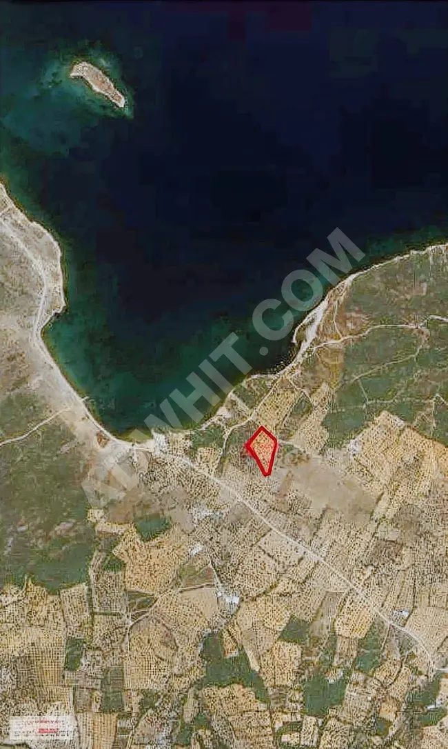 ارض على واجهة الطريق، قريبة من البحر، بمساحة 9452 متر مربع في AYVALIK CUNDA, ÇATALTEPE