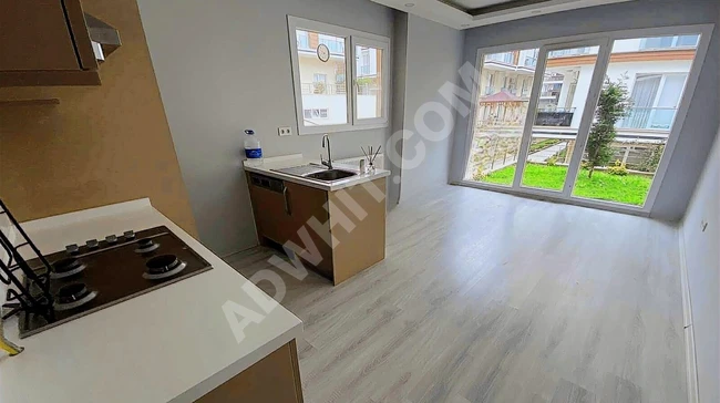 BEYLİKDÜZÜ KAVAKLI(MARMARA) ŞEHRİBEYAZ-2 DE 3+1 BAHÇE KULLANIMLI