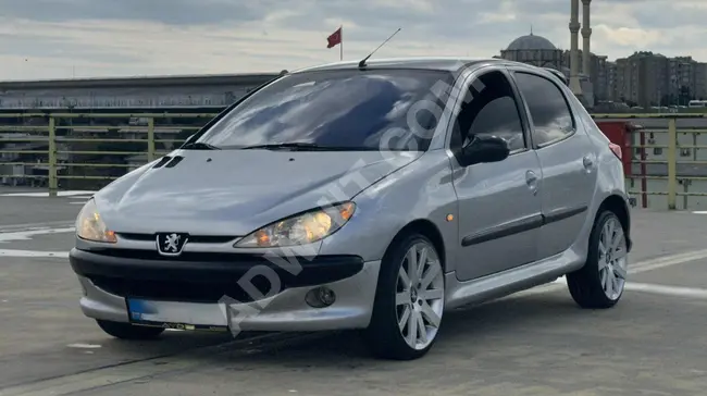 PEUGEOT 206 1.4 HDI car, model 2004, with many extras!