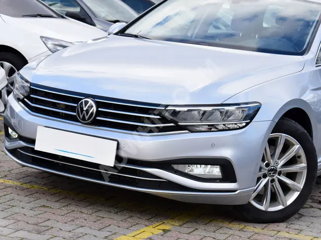 MAZDA OZAN'DAN 56 BİNDE 2023 VW PASSAT VARIANT CAM TAVAN BOYASIZ