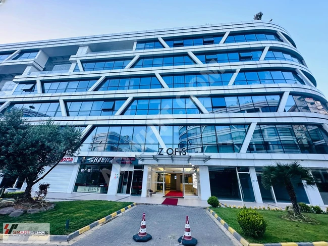 محل للإيجار في DAP VADİ Z OFİS بمساحة إجمالية 108 متر مربع، محل بواجهة أمامية.