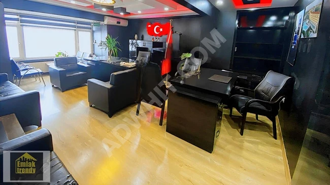 ŞİŞLİ CADDE ÜZERİNDE DENİZ MANZARALI ASANSÖRLÜ OFİS 125M2