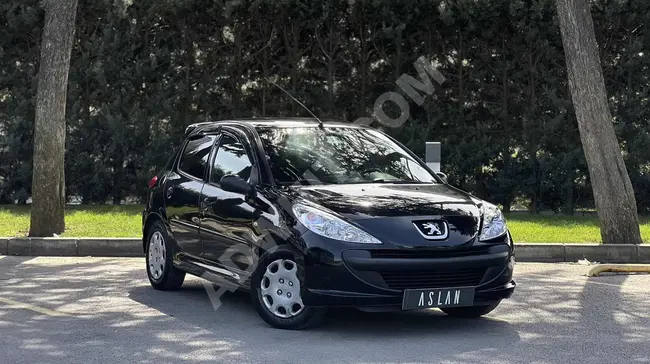 Peugeot 206+ 1.4 HDI Comfort car, model 2011 - Android media