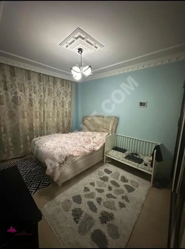 ELİF'TEN GÜNGÖREN'DE TRAMVAY'IN DİBİNDE 2+1 SATILIK DAİRE