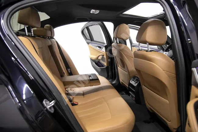 2022 MODEL BORUSAN BMW 5.20İ M SPORT 50.YIL LOGO HATASIZ BOYASIZ