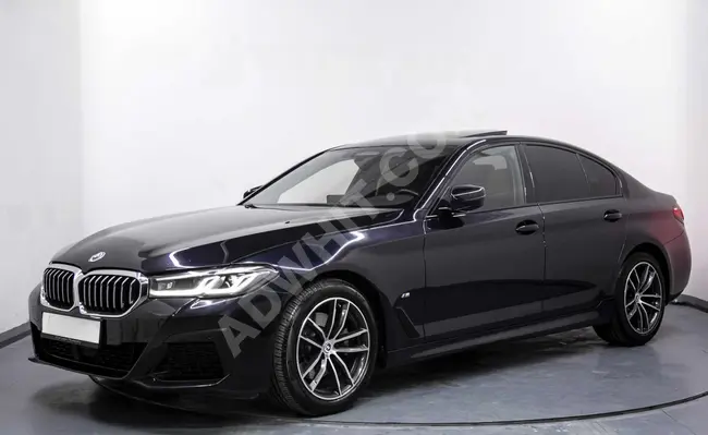 2022 MODEL BORUSAN BMW 5.20İ M SPORT 50.YIL LOGO HATASIZ BOYASIZ
