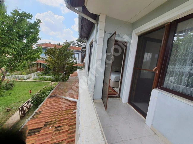 Summer chalet for sale with an area of 180 square meters inside a residential complex in Şarköy, Tekirdağ.