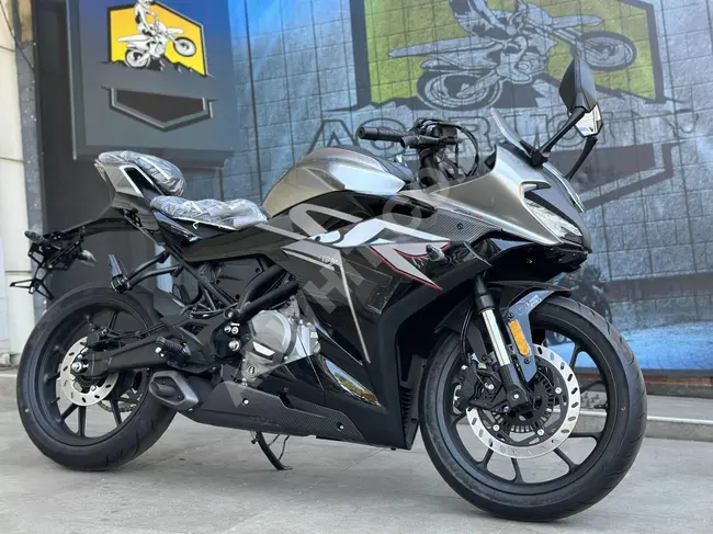 ACAR MOTORS'DAN CFMOTO 250SR 2025 K.K VADE FARKSIZ 12 TAKSİT