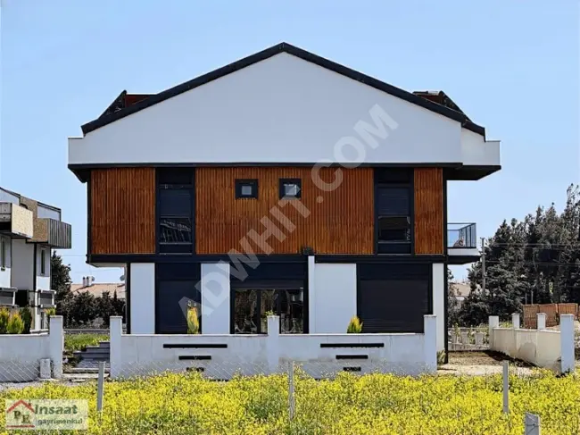 GÜMÜŞYAKADA SIFIR 5+2 MÜSTAKİL TRİPLEX VİLLA