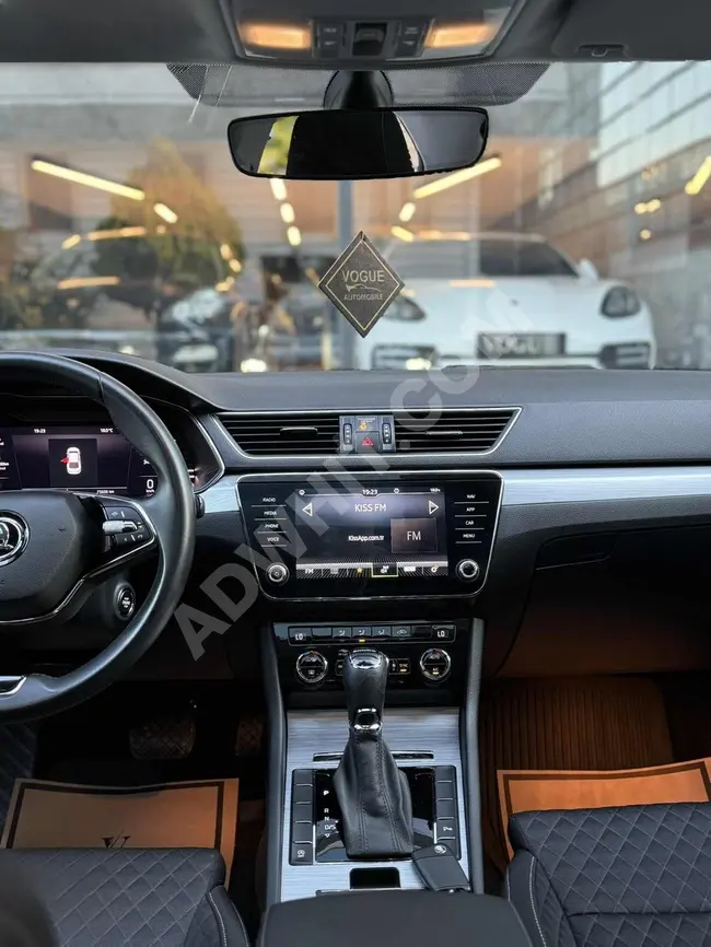 Vogue Automobile Skoda Superb 1.5TSI Cam Tavanlı Elite