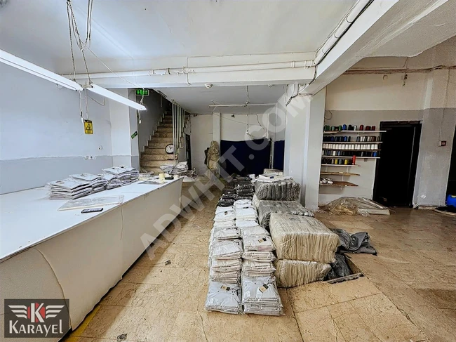 For sale: a double shop with two entrances, suitable for obtaining a loan.
