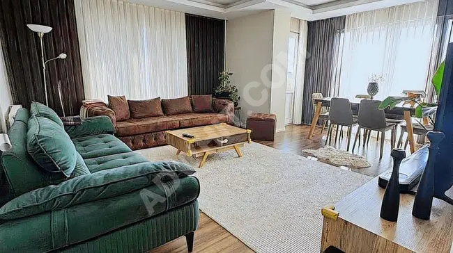 فرصة ذهبية داخل الموقع، جاهز للسكن فوراً، بدون مصاريف، في الطابق السادس مع موقف سيارات.