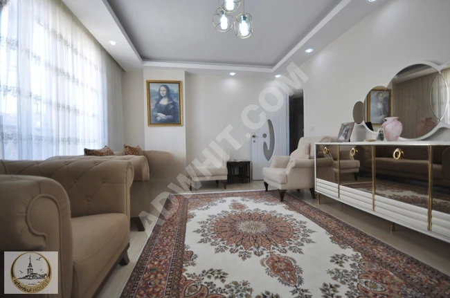 Site İçinde Kapalı Otoparklı Asansörlü 11 Yaşında 2+1 110m2