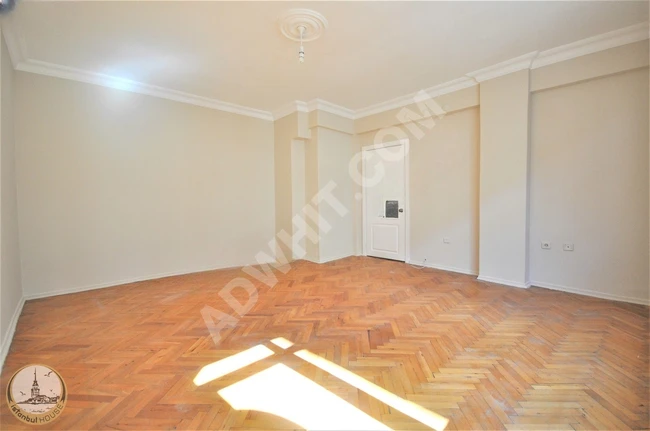 2+1 apartment on a middle floor with a southern facade in BAHÇELİEVLER
