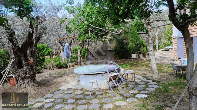 ARMUTLU,FISTIKLIDA 4+2 210m2 VİLLA DENİZE 1 KM.