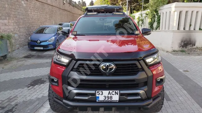 2023 TOYOTA HİLUX 39000 KM DE HATASIZ ÖZEL YAPIM FULL ALSESUAR