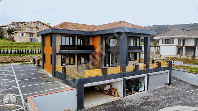 Tepekent Villalarında Ticari veya Konuta Uygun Satılık Villa