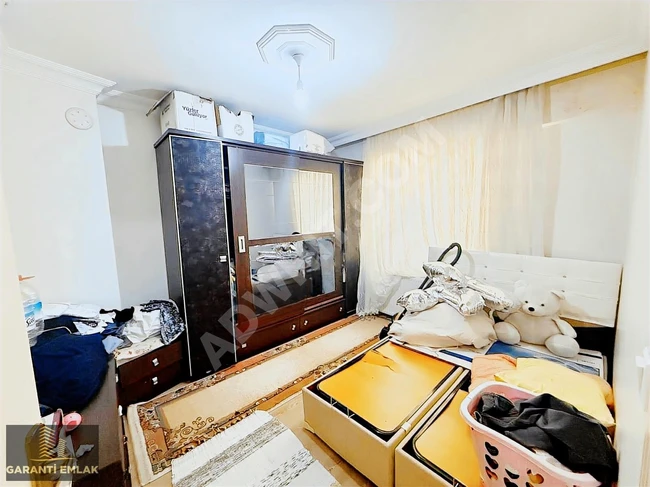 GÜLTEPE,DE METROBUS DİBİ SATILIK 2+1 85M2ARAKAT GARANTİ EMLAK