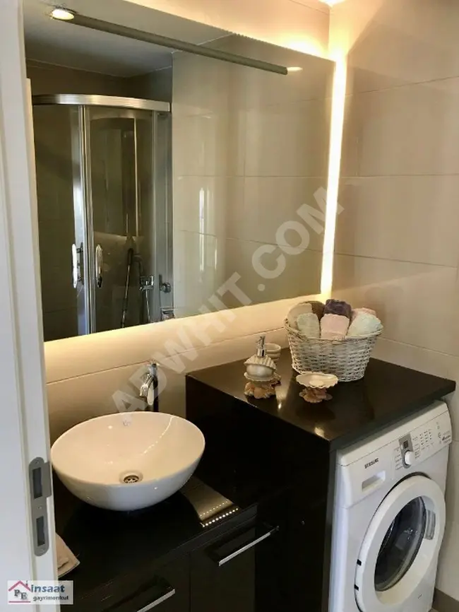 SARİSSA İSTANBUL'DA HAVUZ MANZARALI EŞYALI FERAH ARA KAT 2+1!
