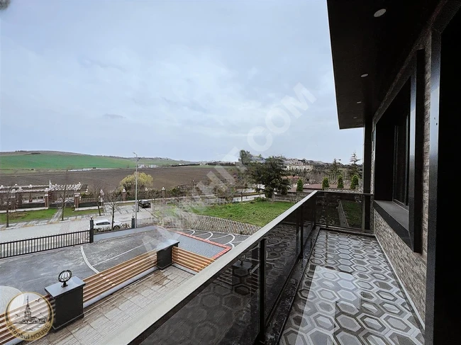 Tepekent Villalarında Ticari veya Konuta Uygun Satılık Villa