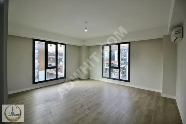 Bahçelievler Site İçinde 3+1 118m2 AraKat Kapalı Otoparklı Daire