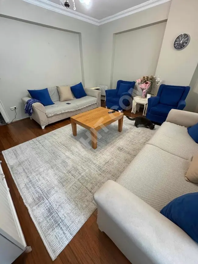 2+1 apartment, middle floor, practical for use, close to İKBAL Street.