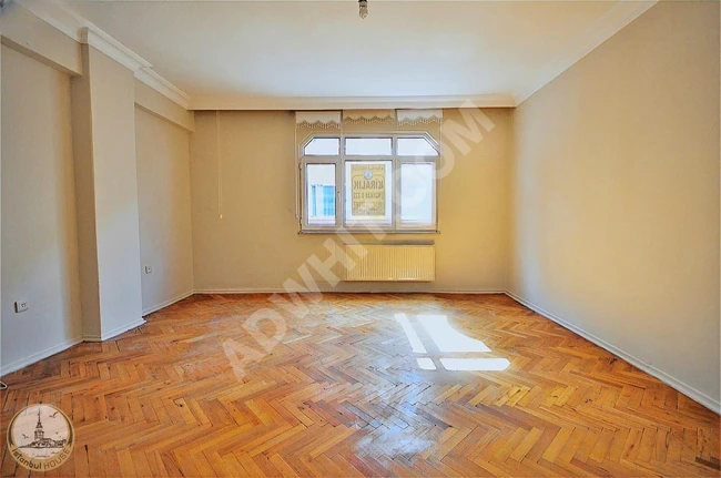 İSTANBUL HOUSE'DAN BAHÇELİEVLER'DE GÜNEY CEPHE 2+1 ARA KAT