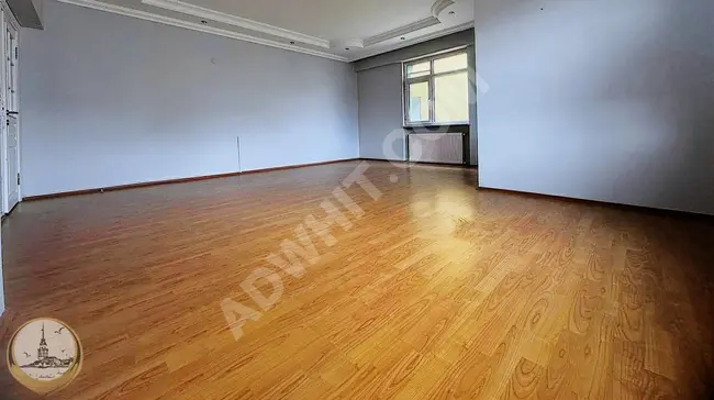 Spacious 3+1 apartment on the street, middle floor, in BAHÇELİEVLER