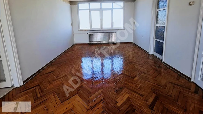 A 3+1 apartment with an area of 135 square meters with a sea view in the LEVAZIM SUBAYLARI complex.
