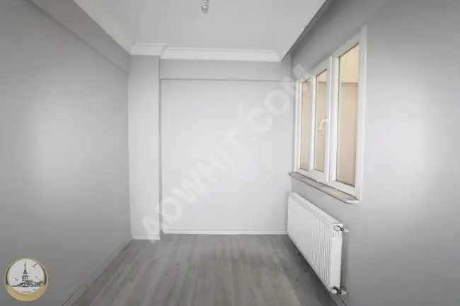 2+1 apartment on the middle floor, 100 square meters, opposite the government building.