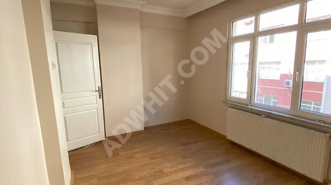 2+1 apartment, middle floor, for investment in BAHÇELİEVLER