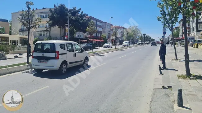 Duplex 5+2 in a 3-year-old building on the main street in the center of Bahçelievler