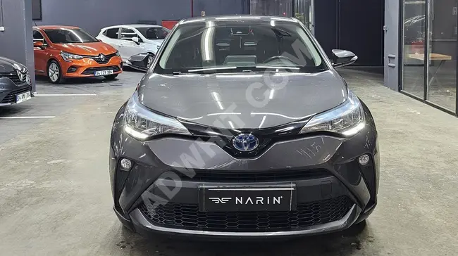 NARİN'DEN 2021 TOYOTA CH-R 1.8 HYBRİD FLAME E-CVT BAYİ