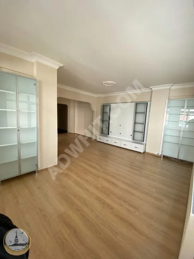 2+1 apartment, middle floor, for investment in BAHÇELİEVLER
