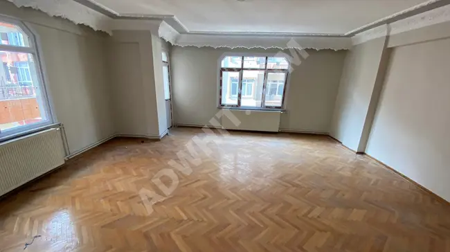 BAHÇELİEVLERDE ARSA PAYI OLDUKÇA YÜKSEK 160m2 NET 3+1 ASANSÖRLÜ