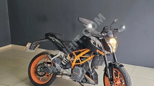 دراجة نارية KTM 250 DUKE - خالية من الأضرار