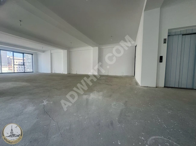 Completely new independent building, empty, for sale in BASIN EKSPRES.