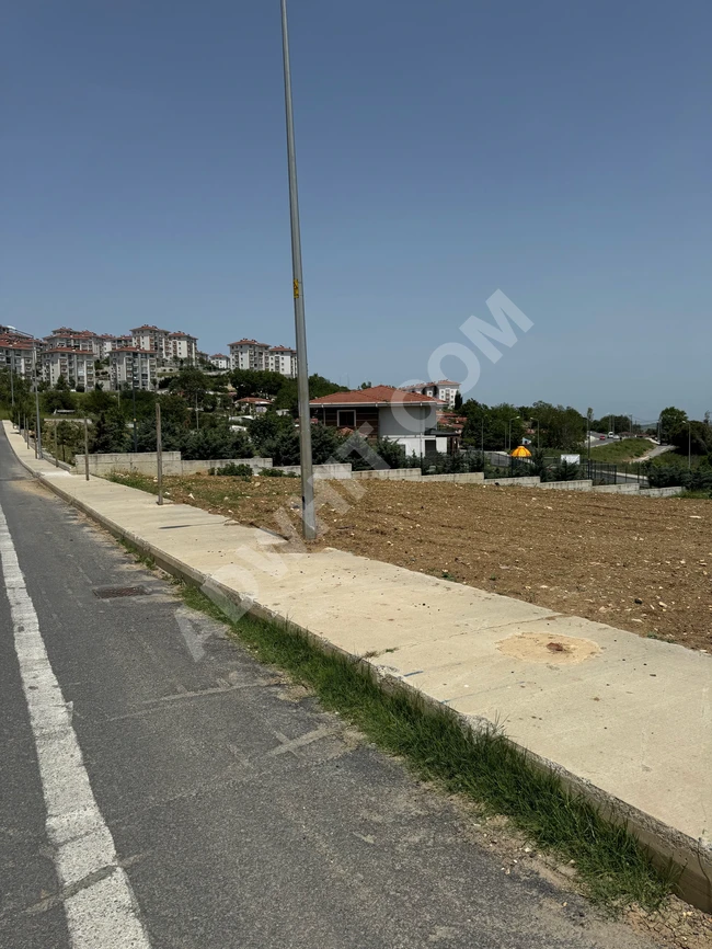 قطعة أرض بمساحة 650 متر مربع بمخطط عمراني في Çatalca حي Ferhatpaşa