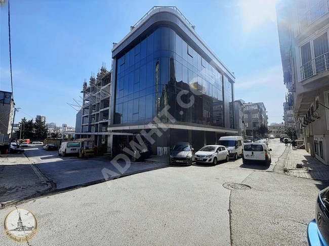Completely new independent building, empty, for sale in BASIN EKSPRES.