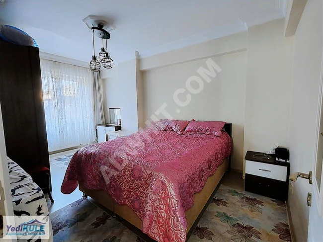 2+1 apartment with an area of 100 square meters on the third floor with a parking space opposite İFM in Armağanevler.