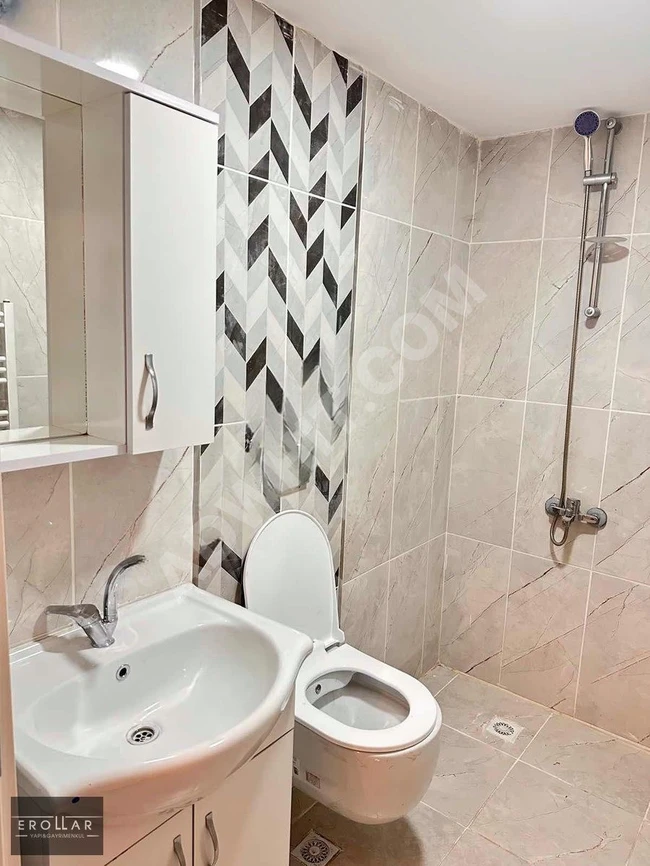 شقة للإيجار 2+1 في حي MEHTERÇEŞME بمجمع YILDIZPARK EVLERİ